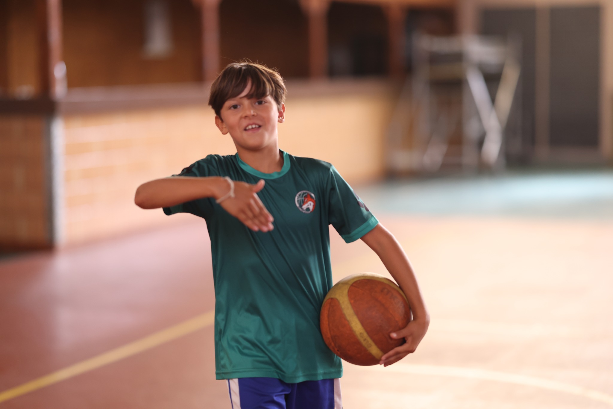 Surmaillot Basket Personnalisé : Guide Complet pour Clubs et Équipes 7 542100858_2735756219959558_14744868264531034_n